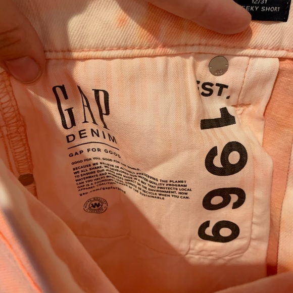 GAP Cheeky Short Orange Tye Dye Size 31 - Picture 8 of 11